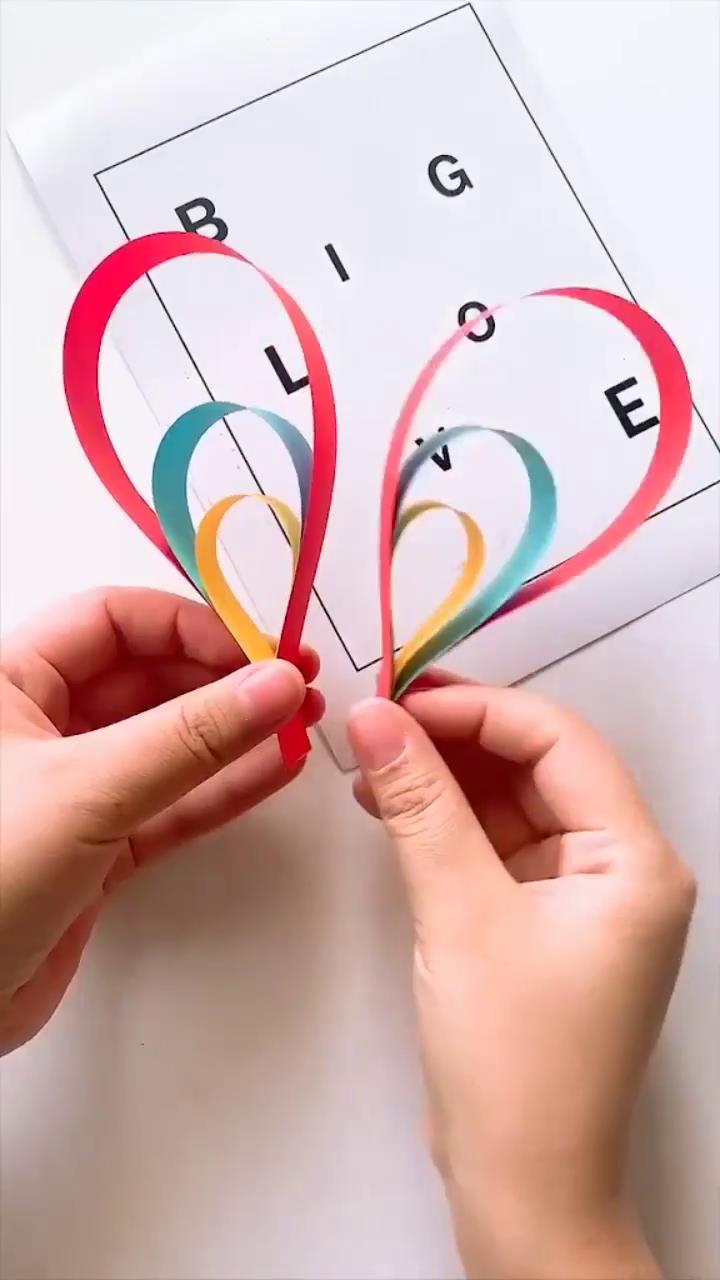 手工新年花花挂饰怎么做