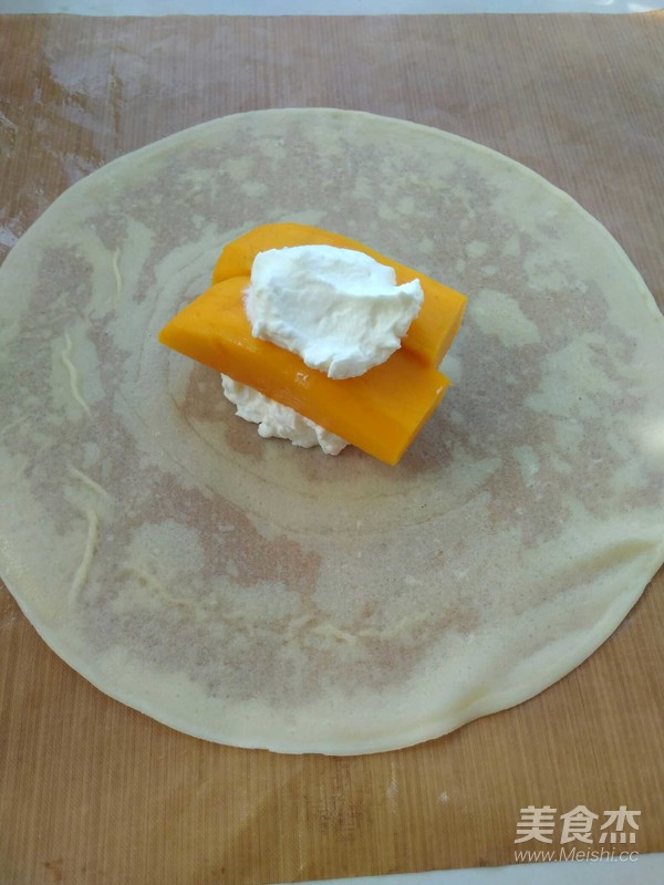 芒果、草莓班戟