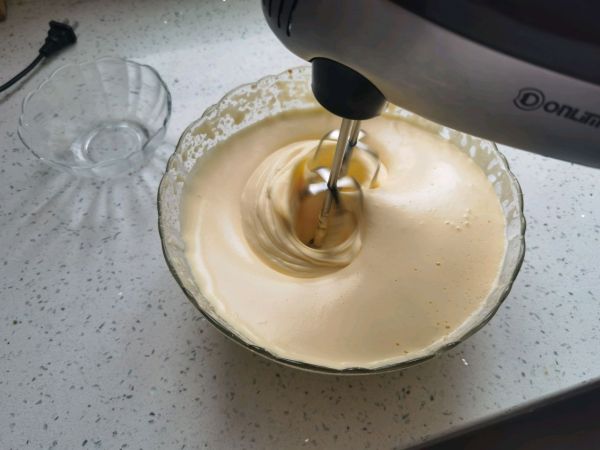 老式无水坚果蛋糕