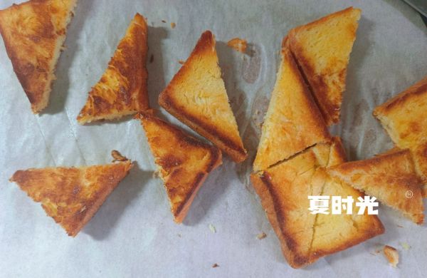 焦香黄油蔓越莓面包片