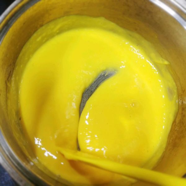 意式手工开心果巧克力冰淇淋