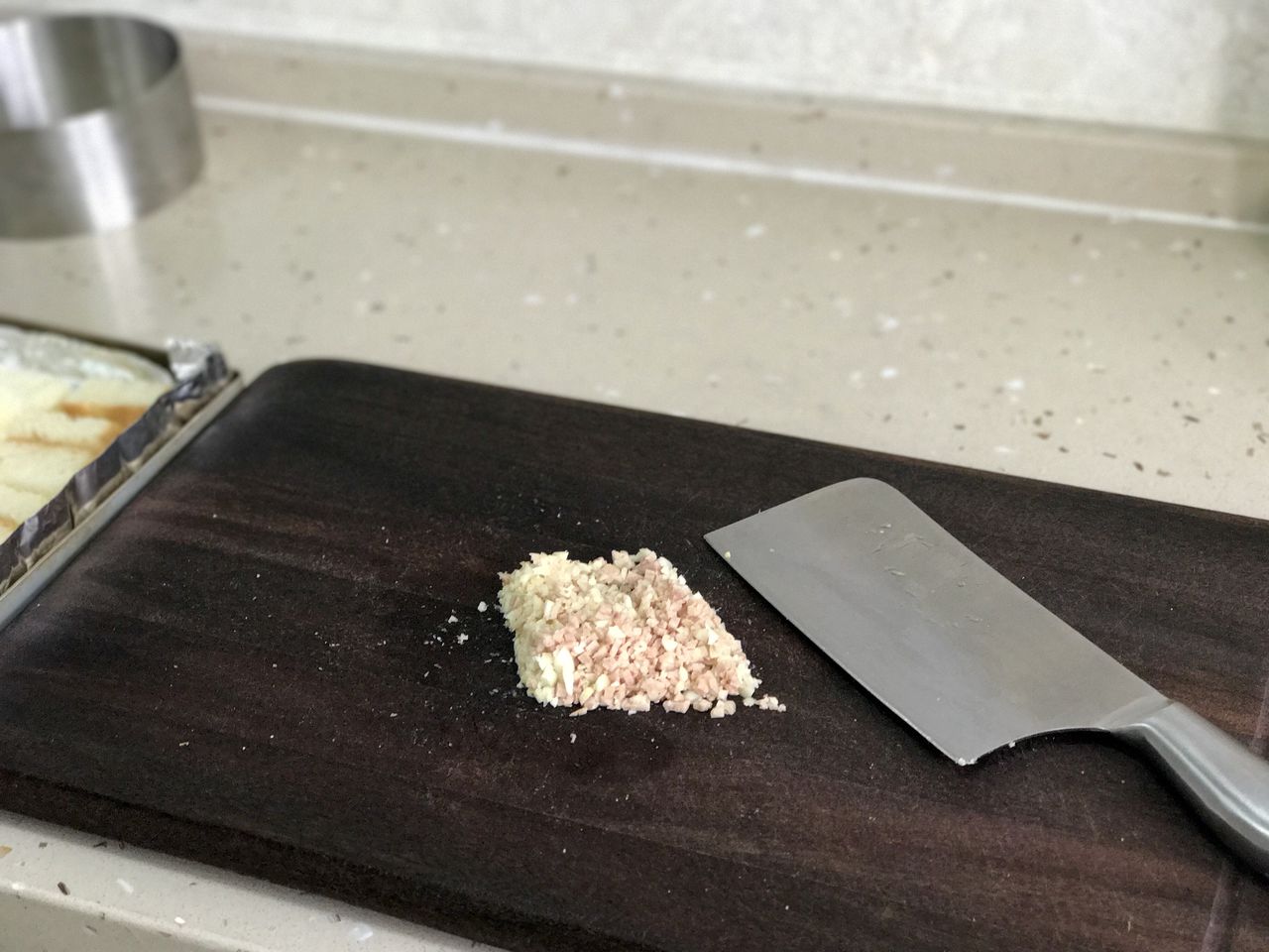 蒜香烤吐司，味道真是棒极了！