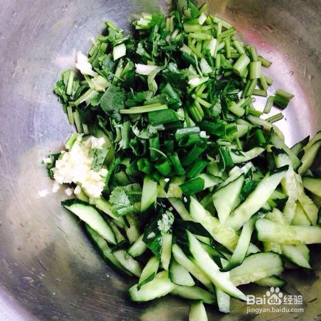 看完就会的金针菇凉拌黄瓜