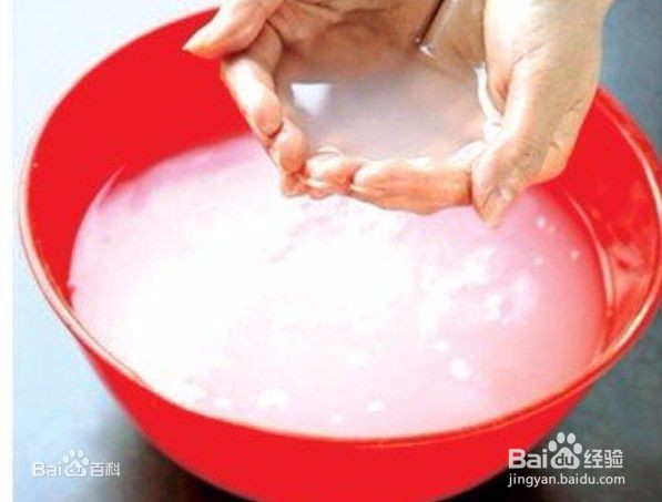 洗脸不一定要依赖洗面奶，下面2个方法拿去用吧