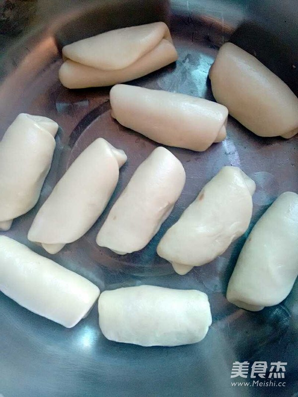 蛋黄酥的家常做法