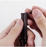 怎么更换DW的表带