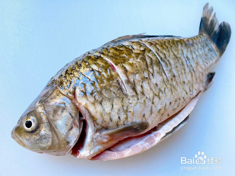 年夜饭系列菜：红烧鲫鱼的做法