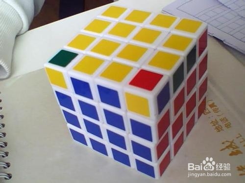如何拼四阶魔方