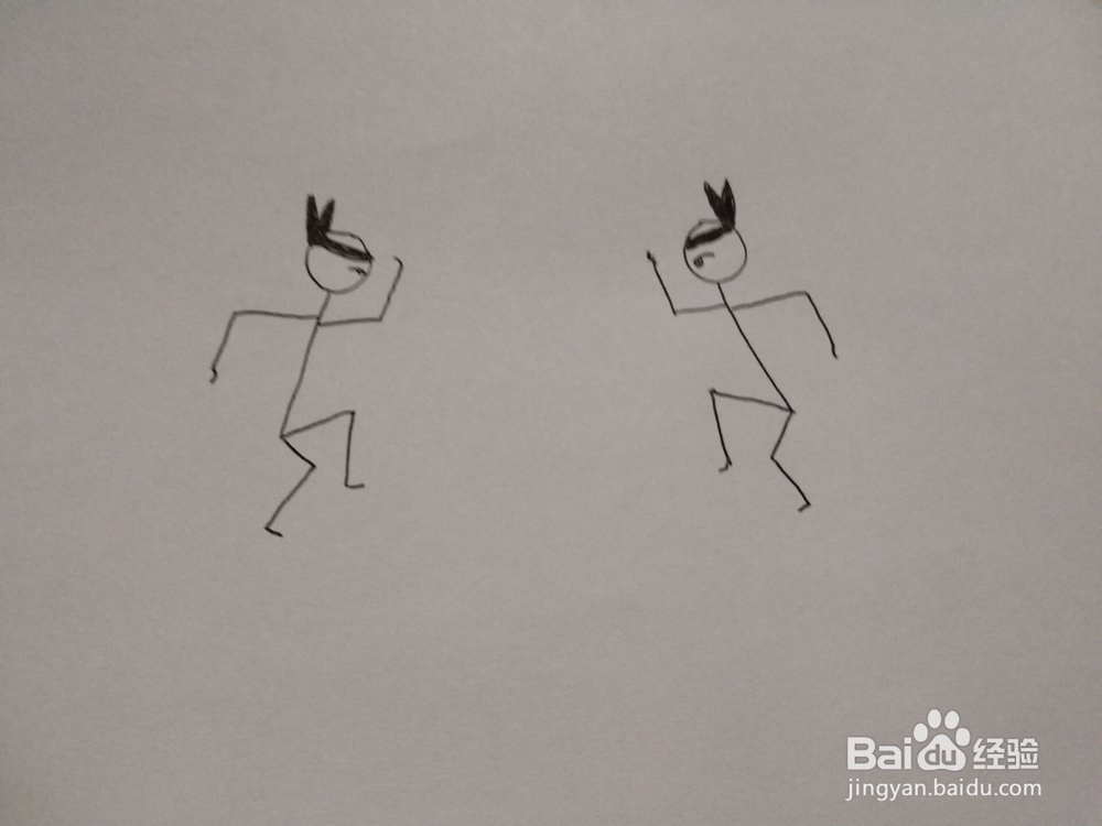 热门小人舞蹈简笔画方法