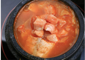 石锅三文鱼豆腐汤