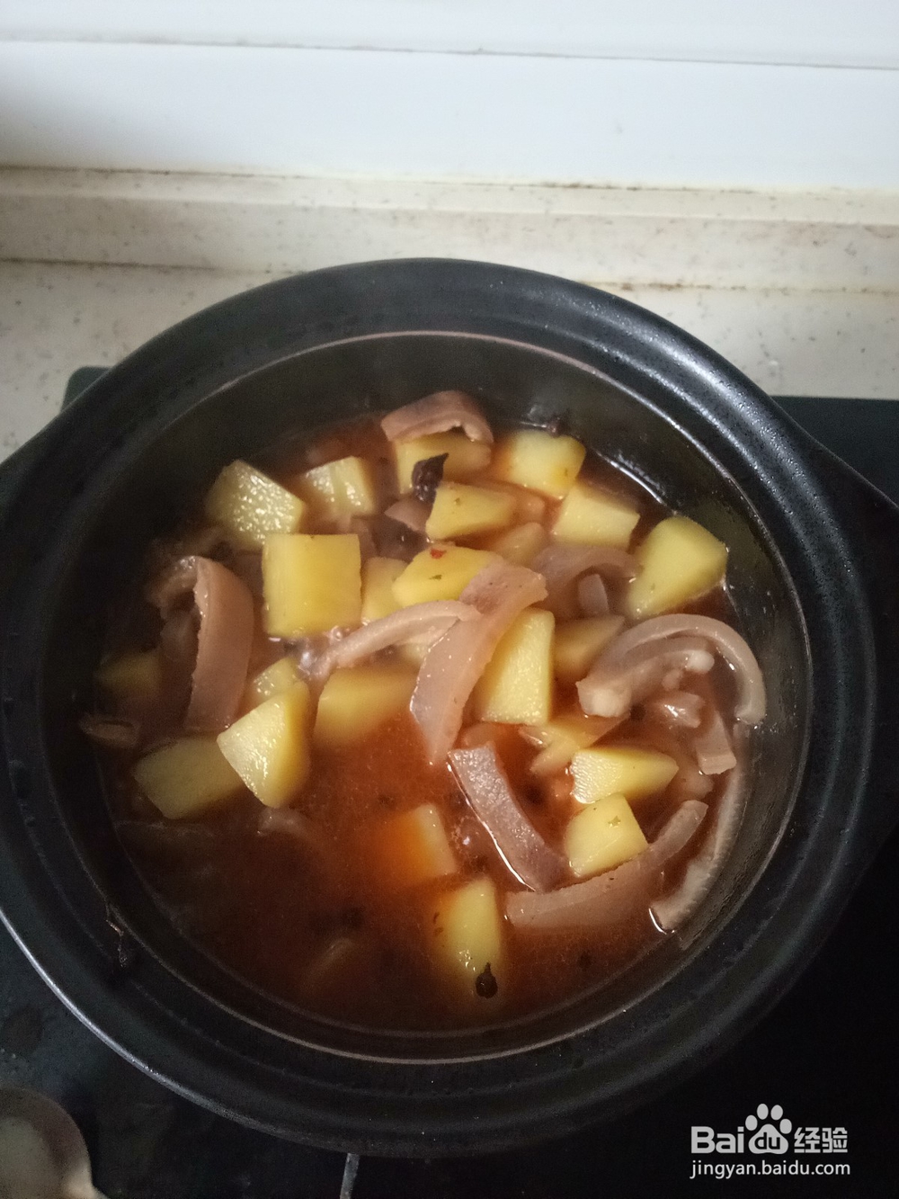 砂锅猪皮炖土豆