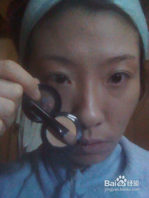 怎样用底妆打造立体脸型