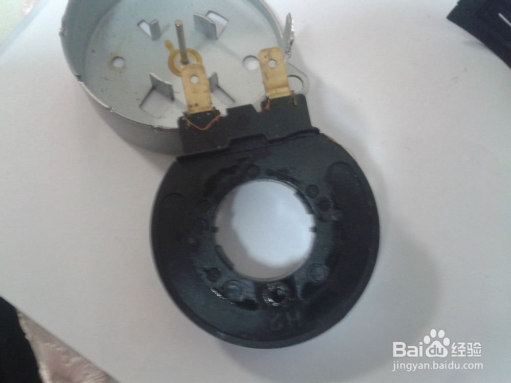 单相爪极式永磁同步电机拆解