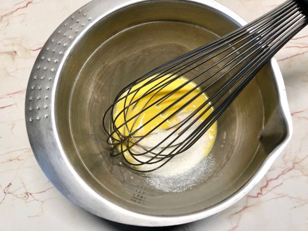 蜂蜜椰蓉舒芙蕾蛋糕