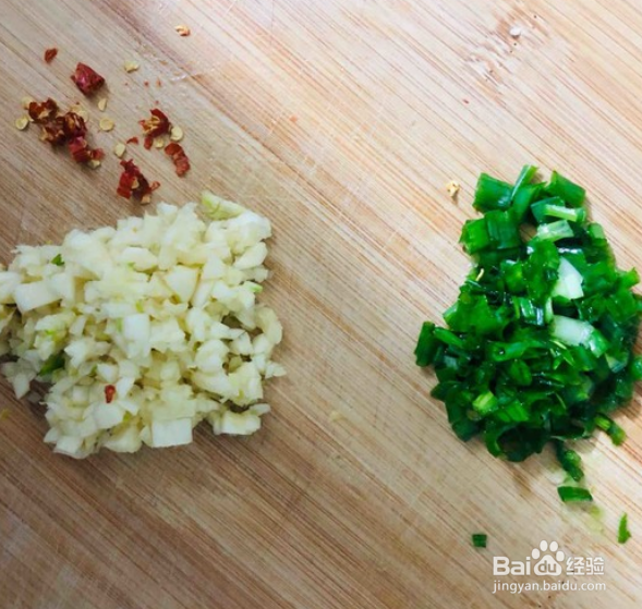 蒜蓉粉丝蒸扇贝的做法