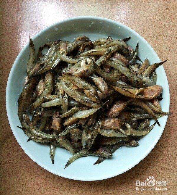 香辣小鱼仔怎么做