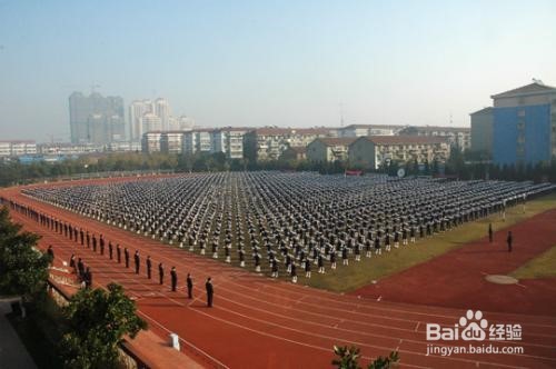 大一新生上学期会经历什么？