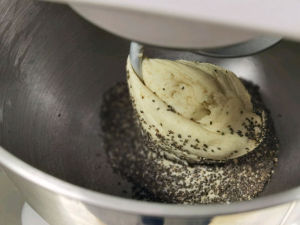 奇亚籽全麦小土司