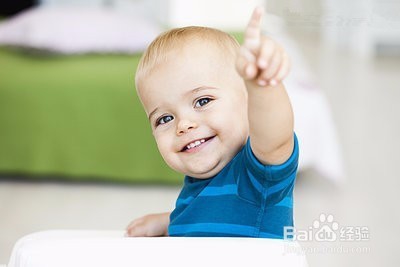 宝宝出牙晚是缺钙吗?