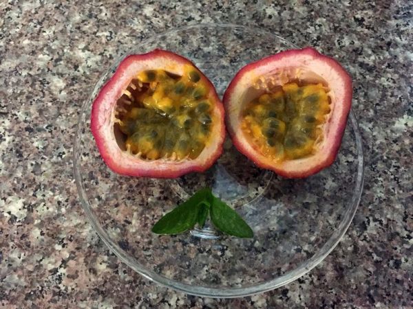 柠香百香果蜂蜜饮