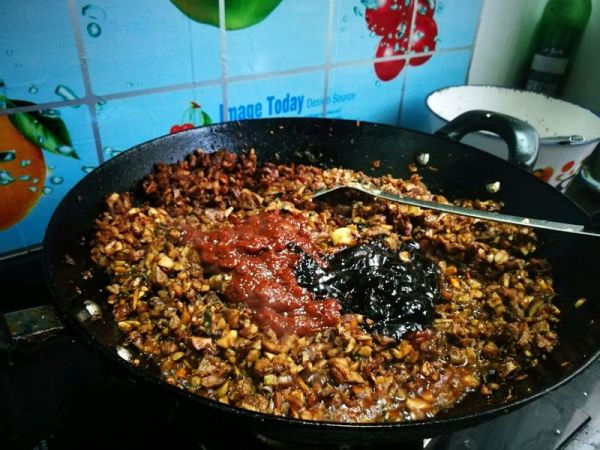 超级下饭的香菇牛肉酱