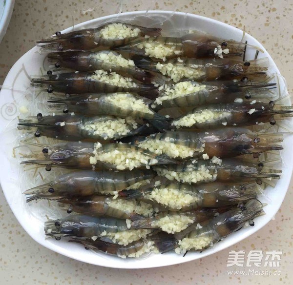 蒜蓉粉丝蒸虾