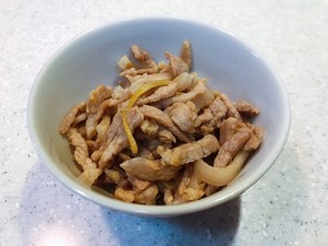 酸菜肉丝炒毛豆