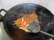 胡萝卜香菇炒肉丝