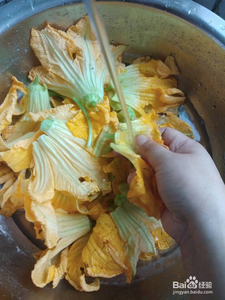 南瓜花怎样做孩子爱吃