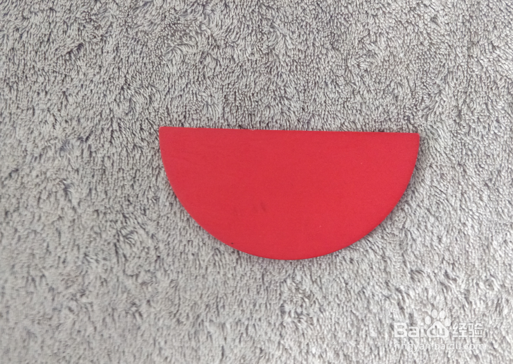 用蒙氏积木怎样拼一只站着扇翅膀的鸟儿？