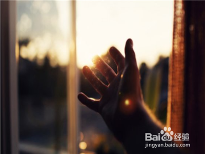 熬夜完补一觉就行了？没那么简单