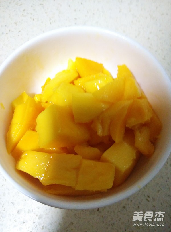 芒果奶昔的做法