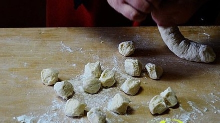 家常菜谱：三鲜饺子