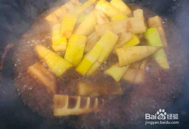 家庭自制油焖春笋