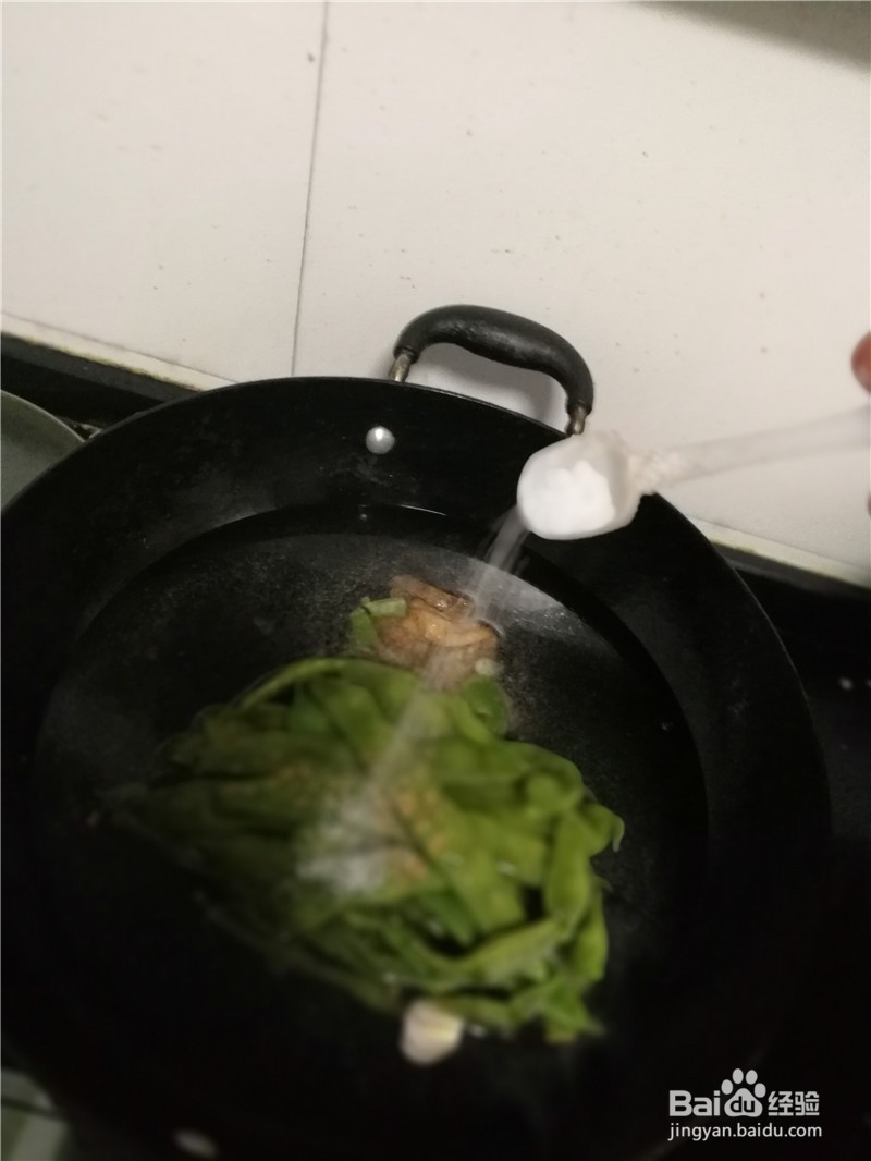 油滋炖豆角白菜