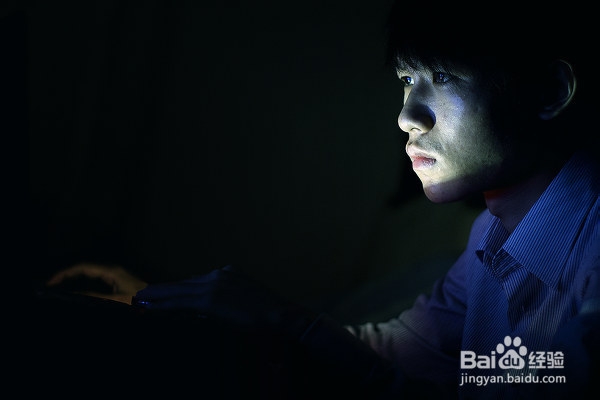 脸上长痘痘是什么原因