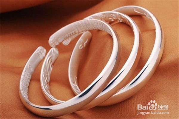怎样清洗银手镯