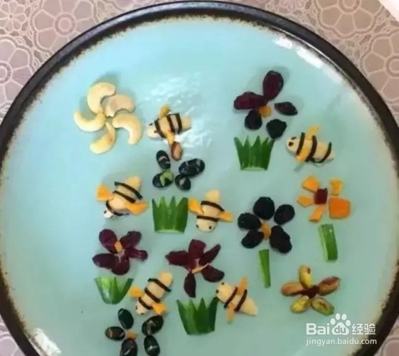 这位妈妈好聪明,把宝贝的早餐做的诗情画意!