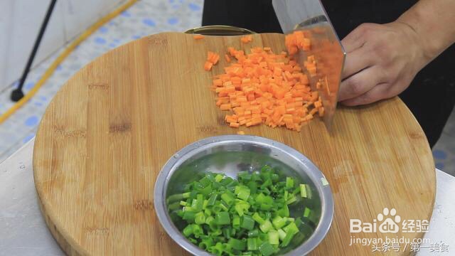 家常做法的面粉鸡蛋早餐鸡蛋饼营养