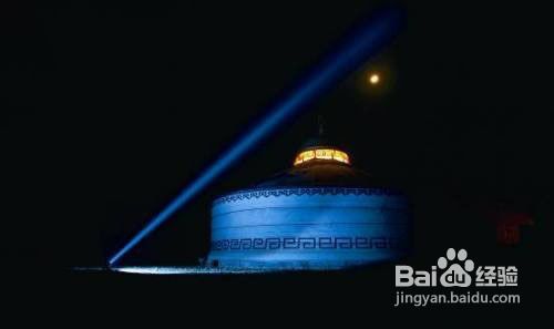 强光手电色光不同功能不同