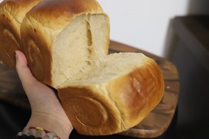 奶茶炼乳吐司的做法