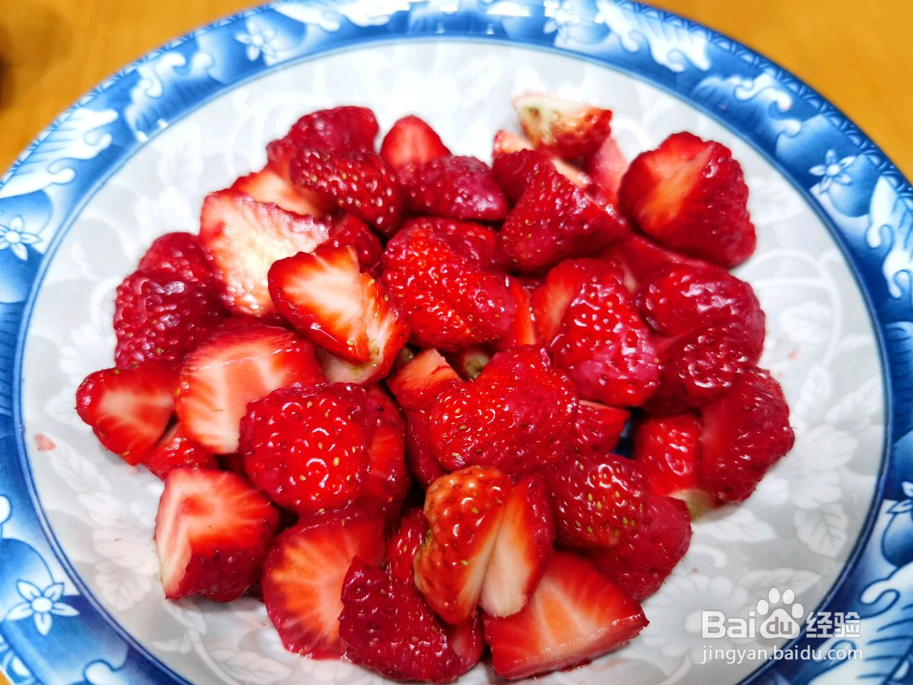 美美哒草莓酱的做法