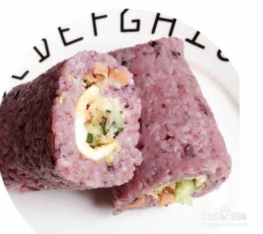 黑米饭团的做法