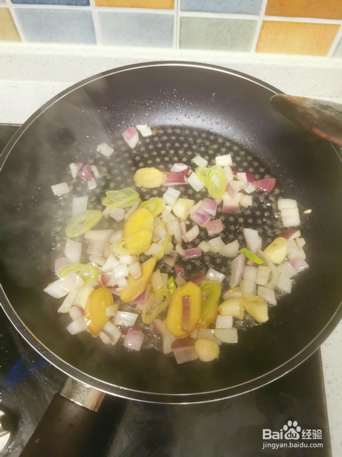 怎么简单的做泰式黄咖喱虾?