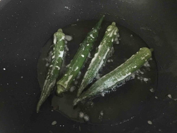 炸蔬菜沙拉丘比沙拉汁