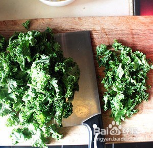 如何让羽衣甘蓝变好好吃 沙拉 配菜都可以~