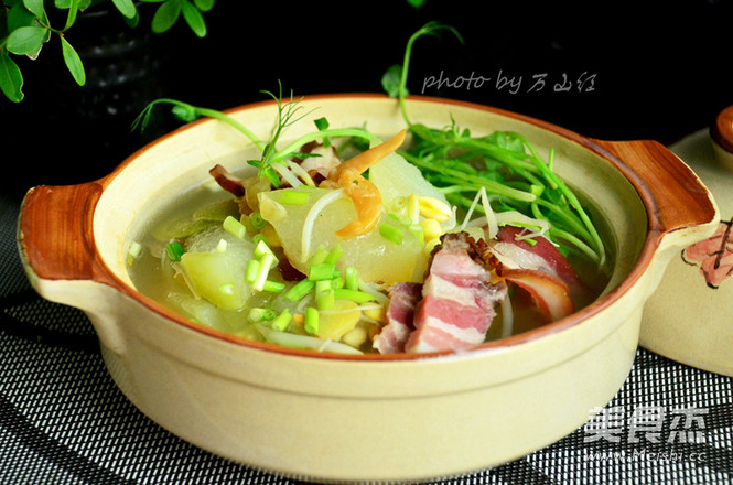 贝尖腊肉煲冬瓜