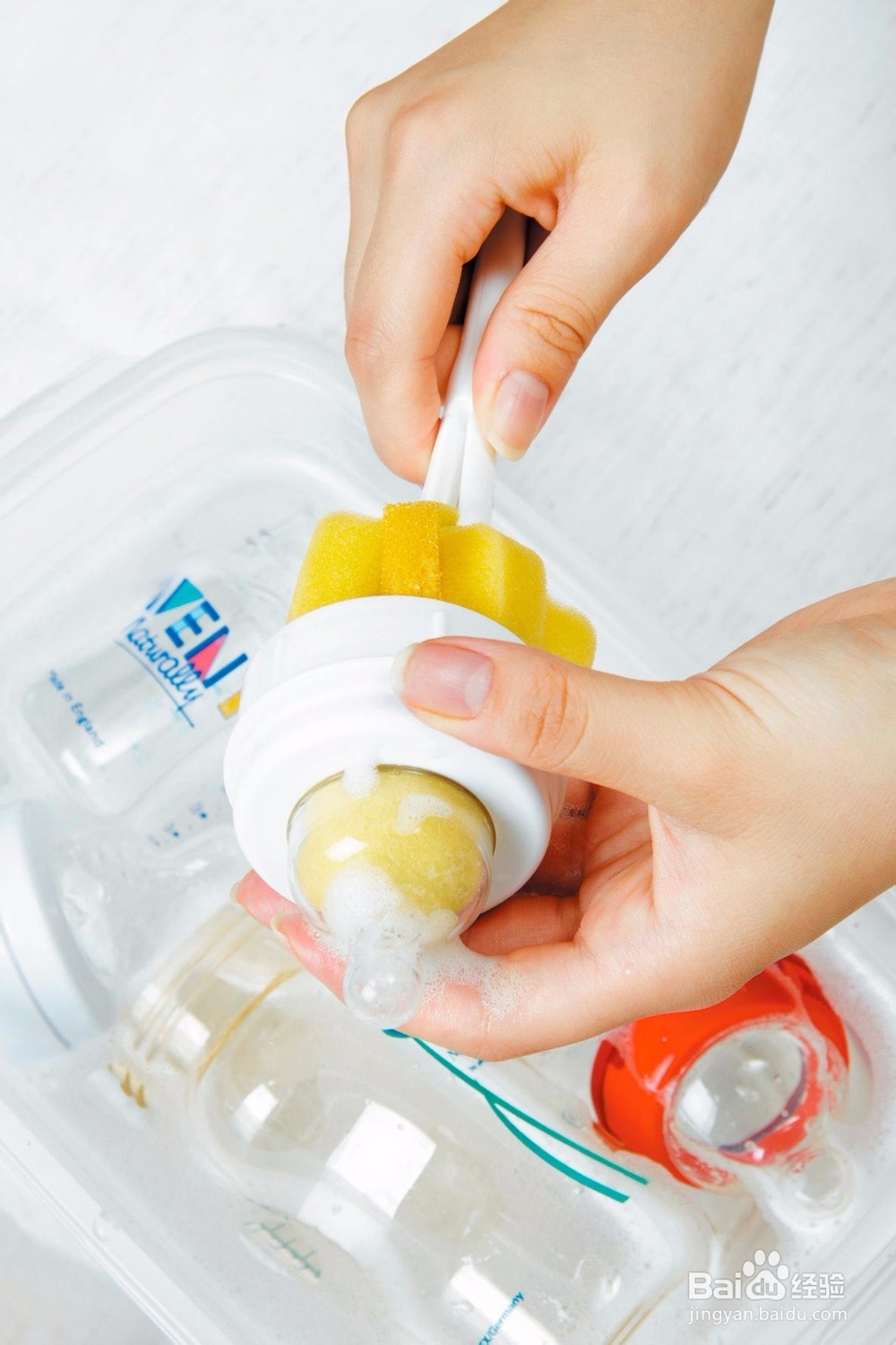 【宝宝圣经】奶粉喂养的方法