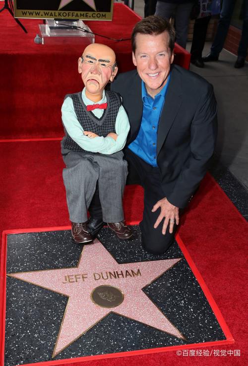 腹语师是怎么发出声音的