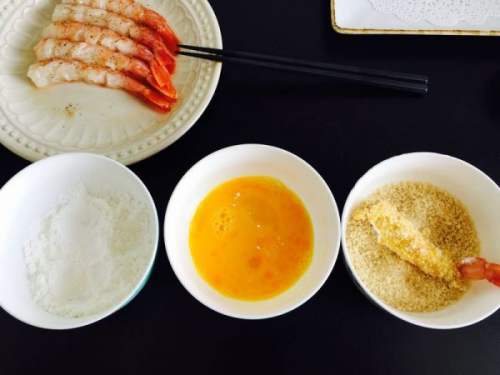 日式炸虾和黄金炸虾